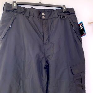Arctic Quest Men’s snow,ski, snowboard waterproof pants.  Size L, black cargos